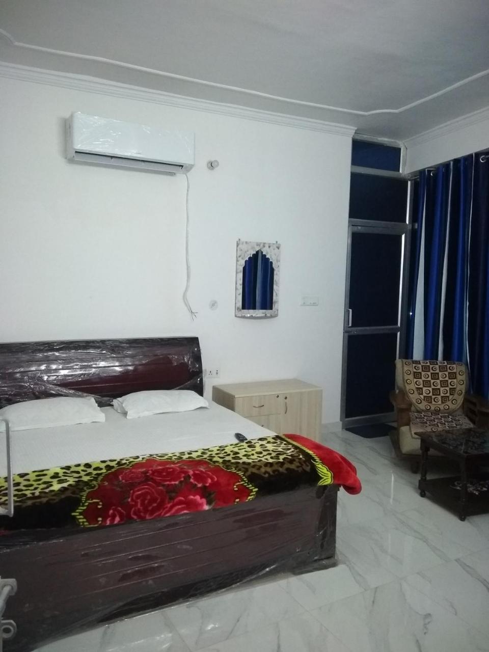Pardhan Guest House Bara Banki Ngoại thất bức ảnh